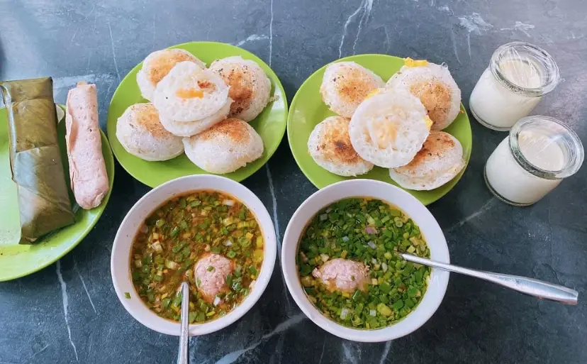 Bánh căn Gốc Cây Bơ